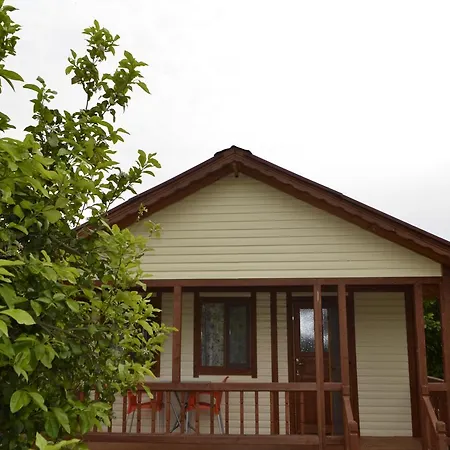 Lemon Camping Bungolows Campsite